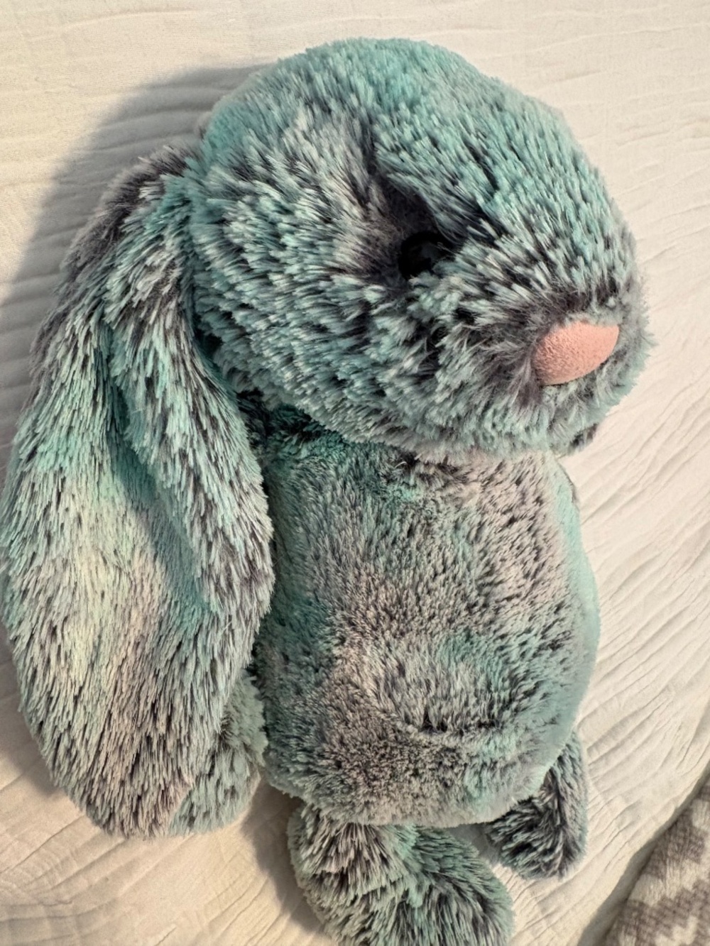 Rare and Retired Pistachio Jellycat Bunny - Picture 2 of 6
